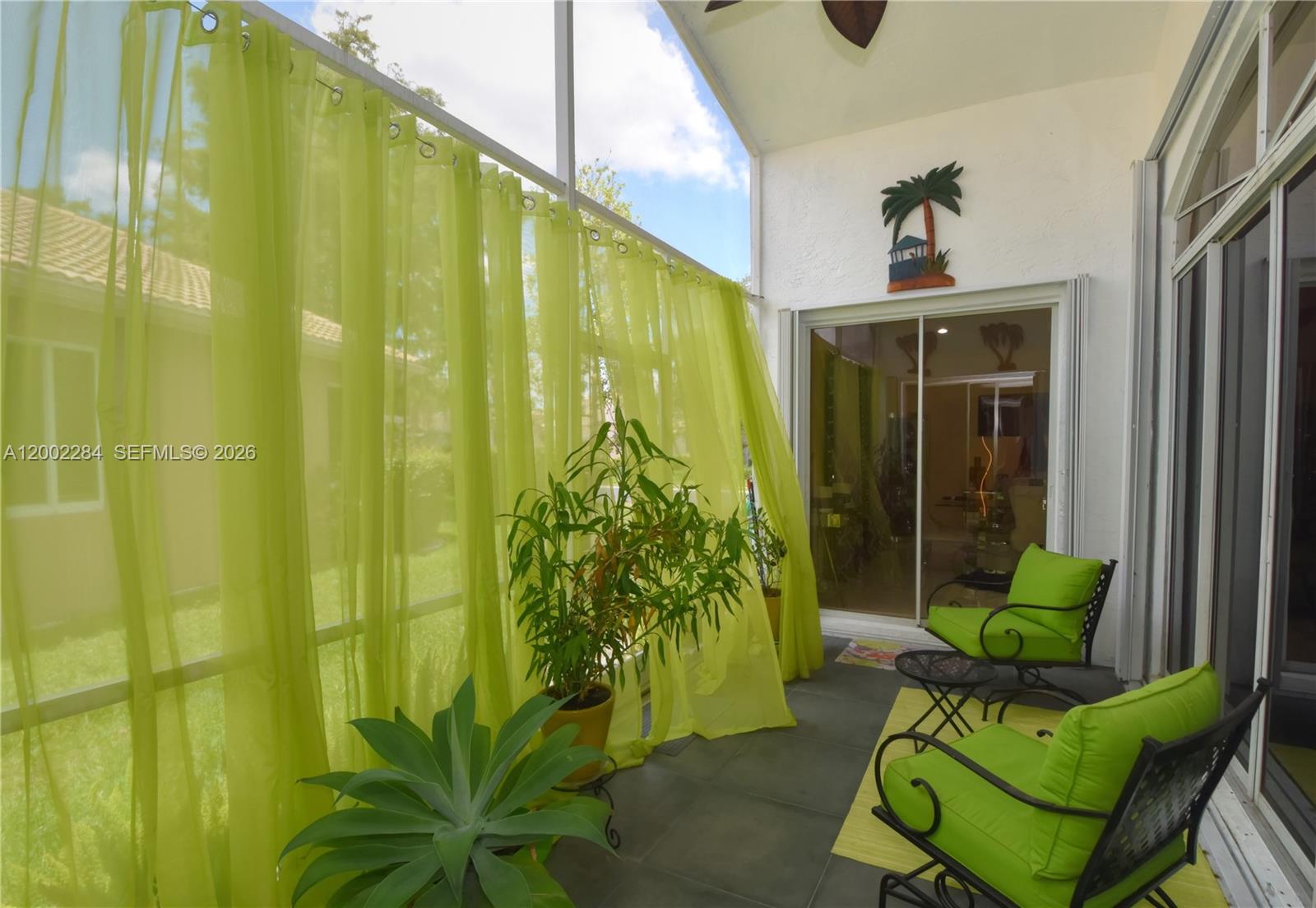8733 NW 76th Dr, Tamarac FL 33321