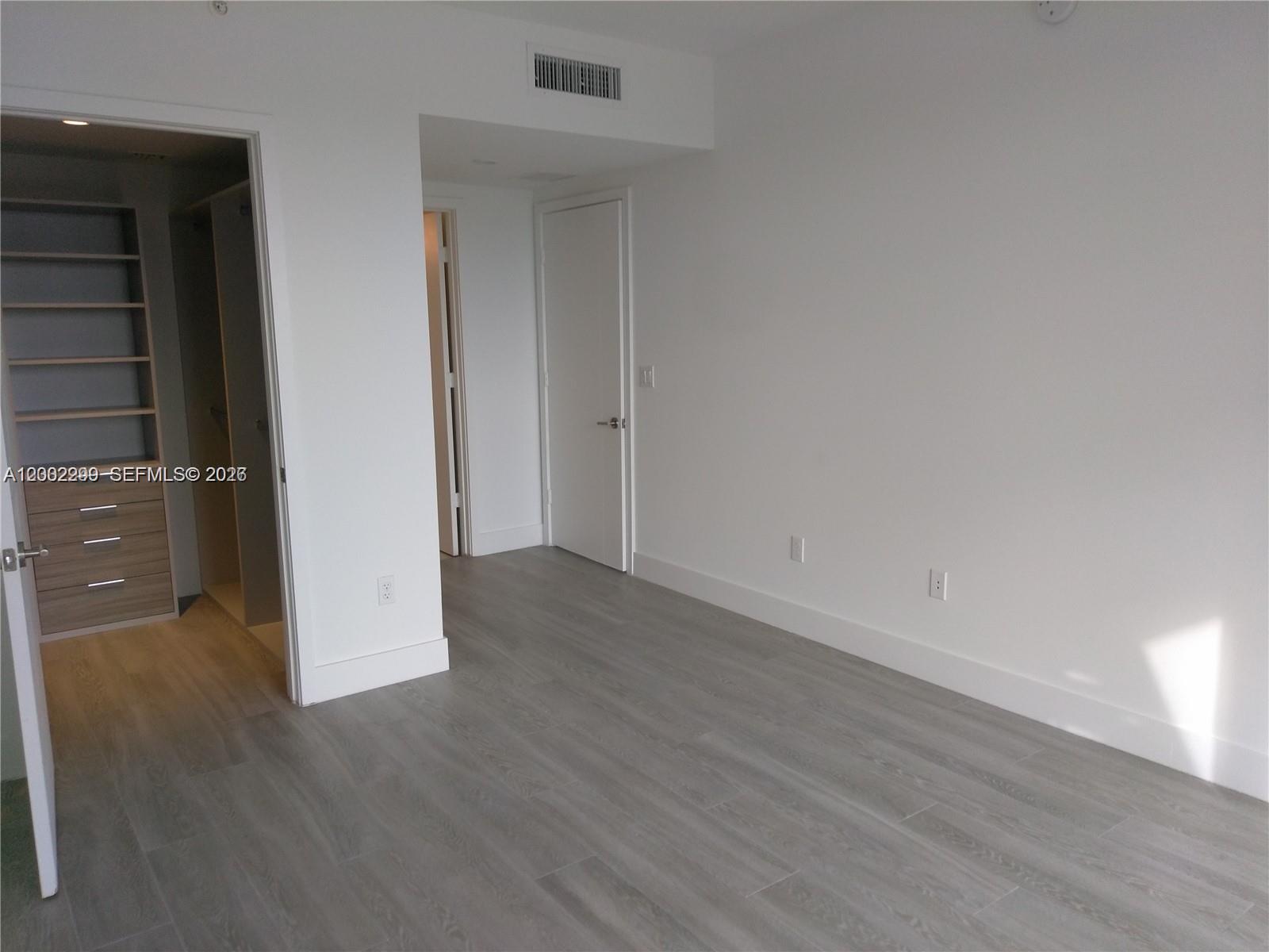 1010 SW 2nd Ave #1901, Miami FL 33130