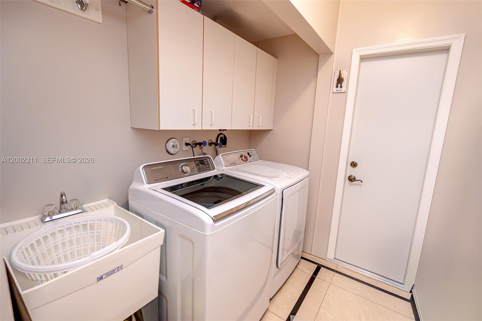 6772 NW 111th Ave, Doral FL 33178
