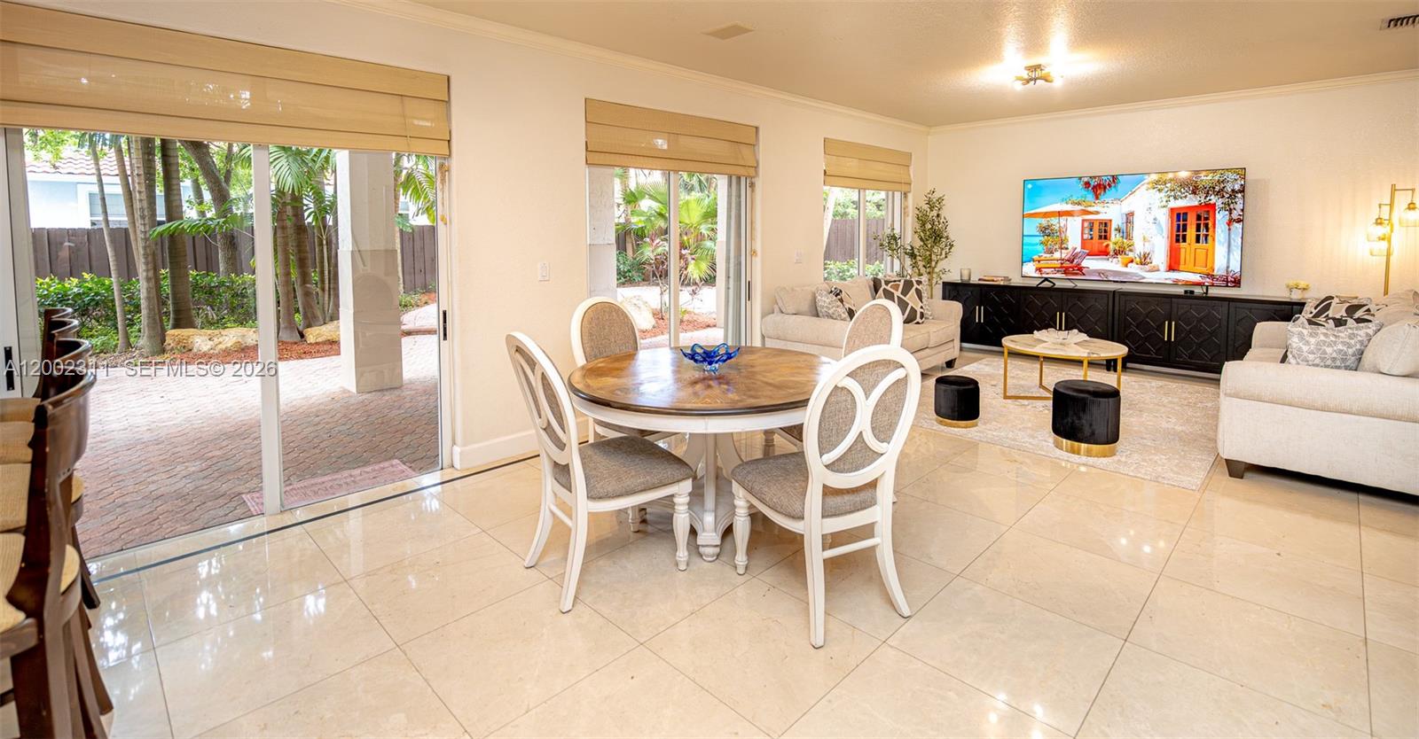 6772 NW 111th Ave, Doral FL 33178