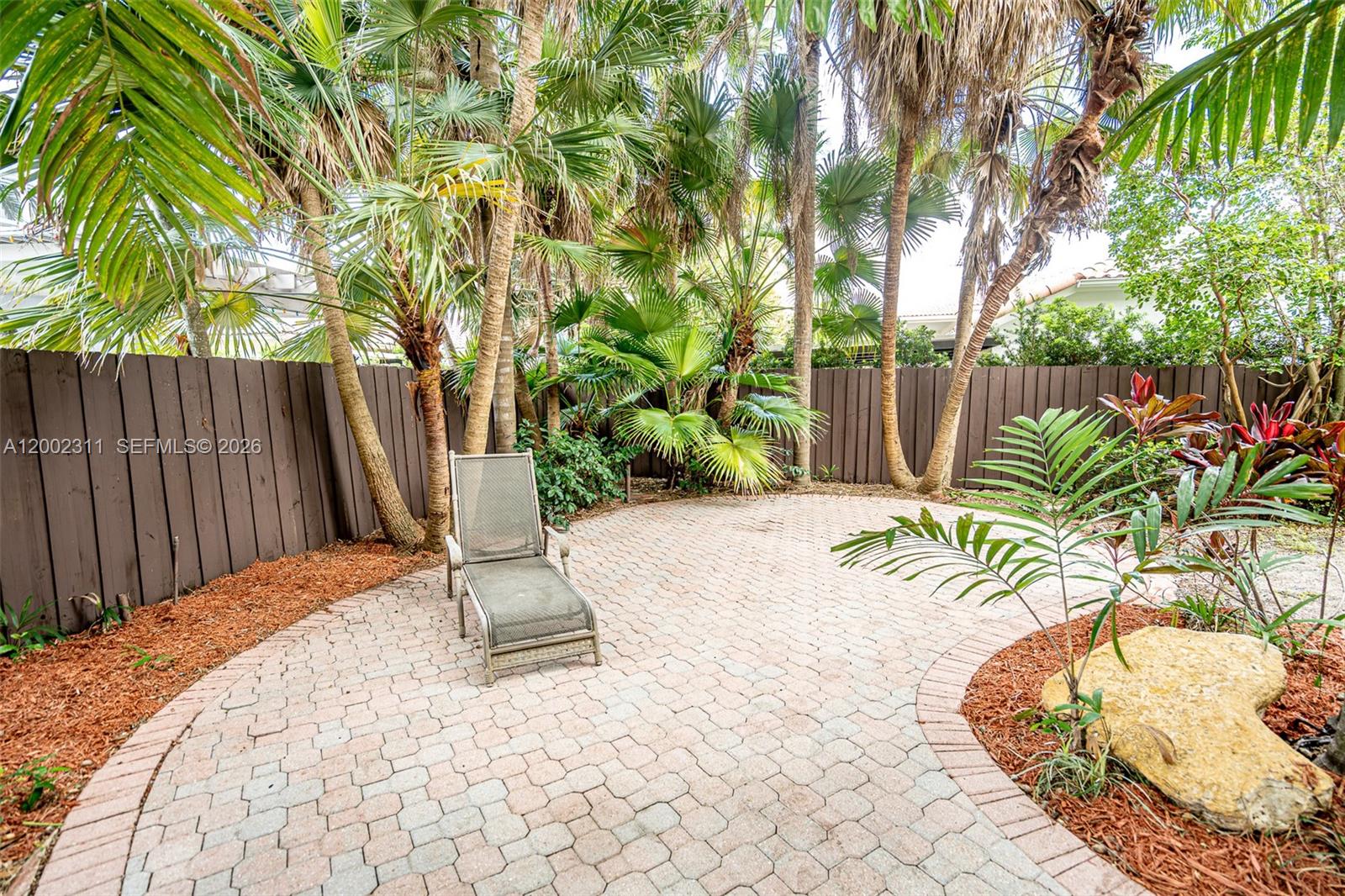 6772 NW 111th Ave, Doral FL 33178