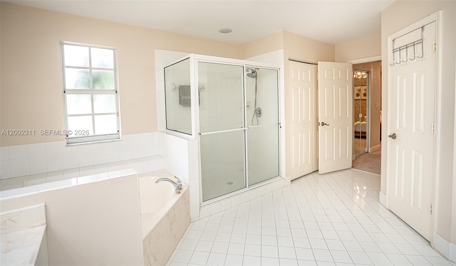 6772 NW 111th Ave, Doral FL 33178