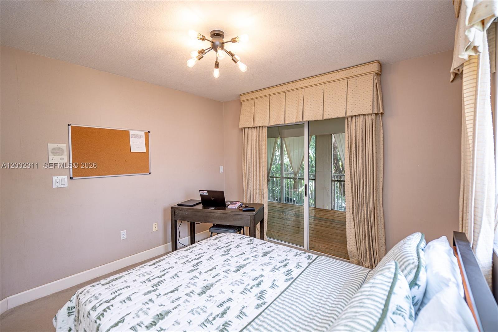 6772 NW 111th Ave, Doral FL 33178