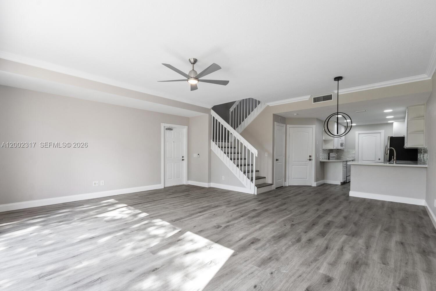 152 Santa Barbara Way #152, Palm Beach Gardens FL 33410