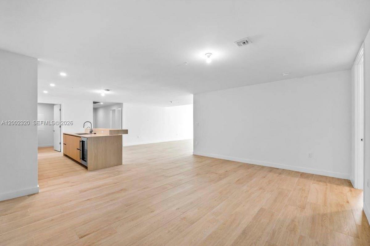900 N Ocean Blvd #1202, Pompano Beach FL 33062