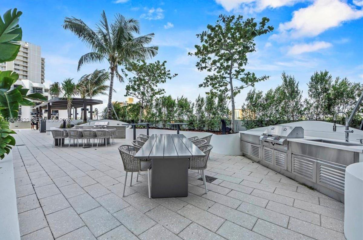 900 N Ocean Blvd #1202, Pompano Beach FL 33062