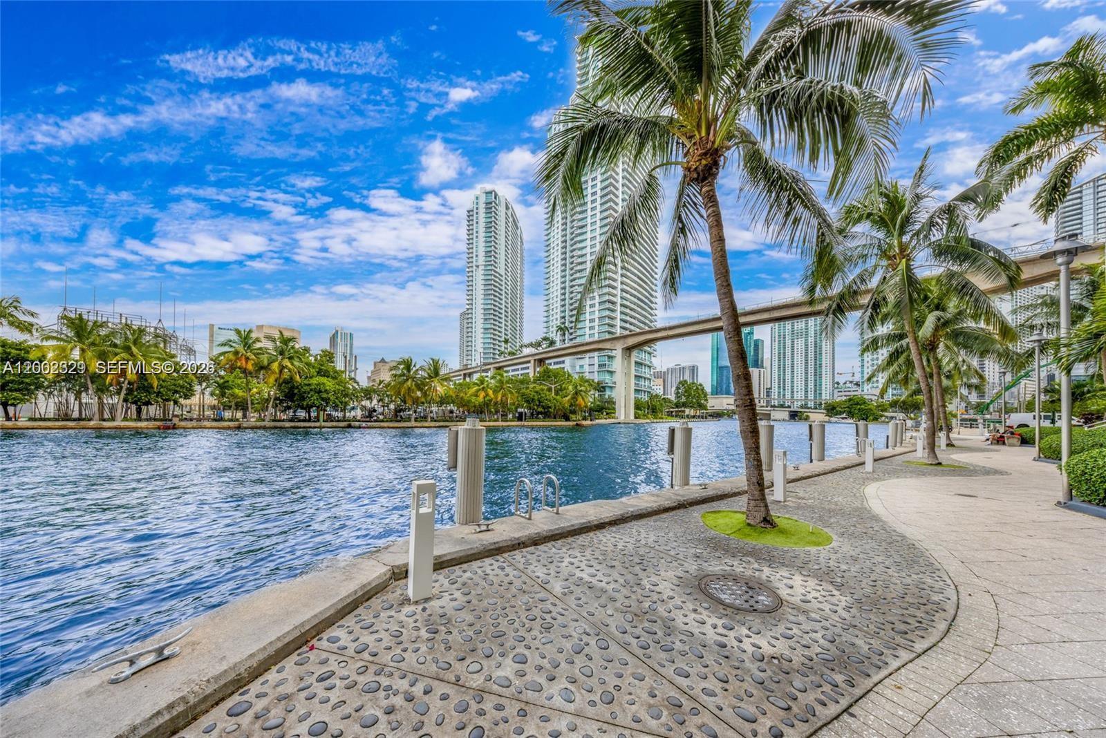 Miami FL 33130 - A12002329
