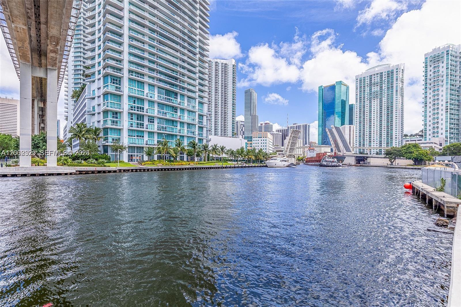 Miami FL 33130 - A12002329