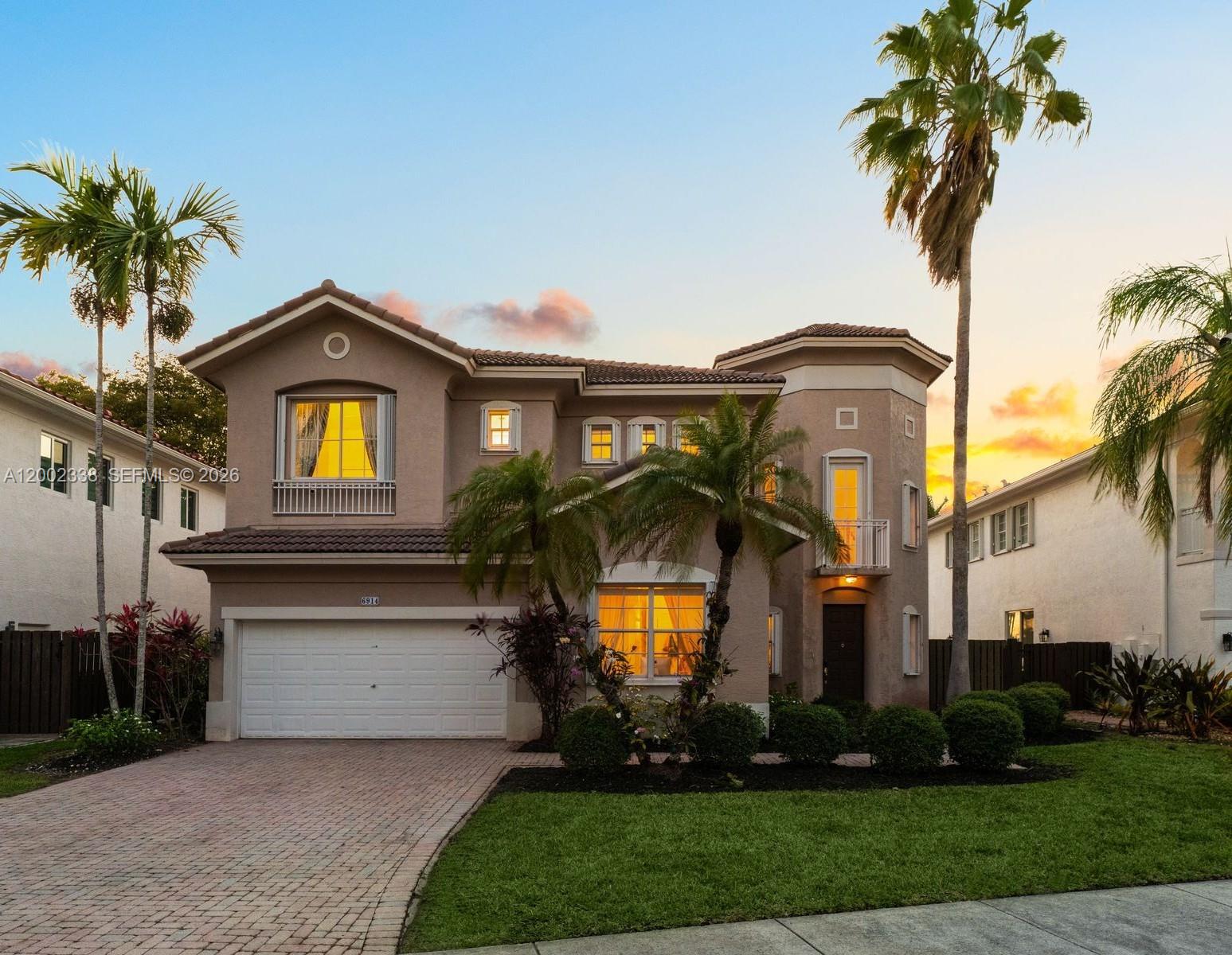 6914 NW 113th Pl, Doral FL 33178