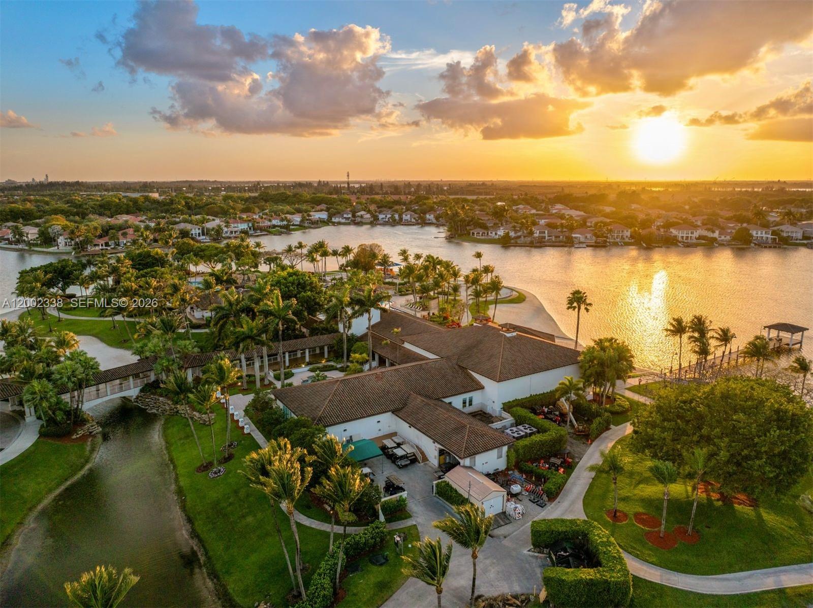6914 NW 113th Pl, Doral FL 33178