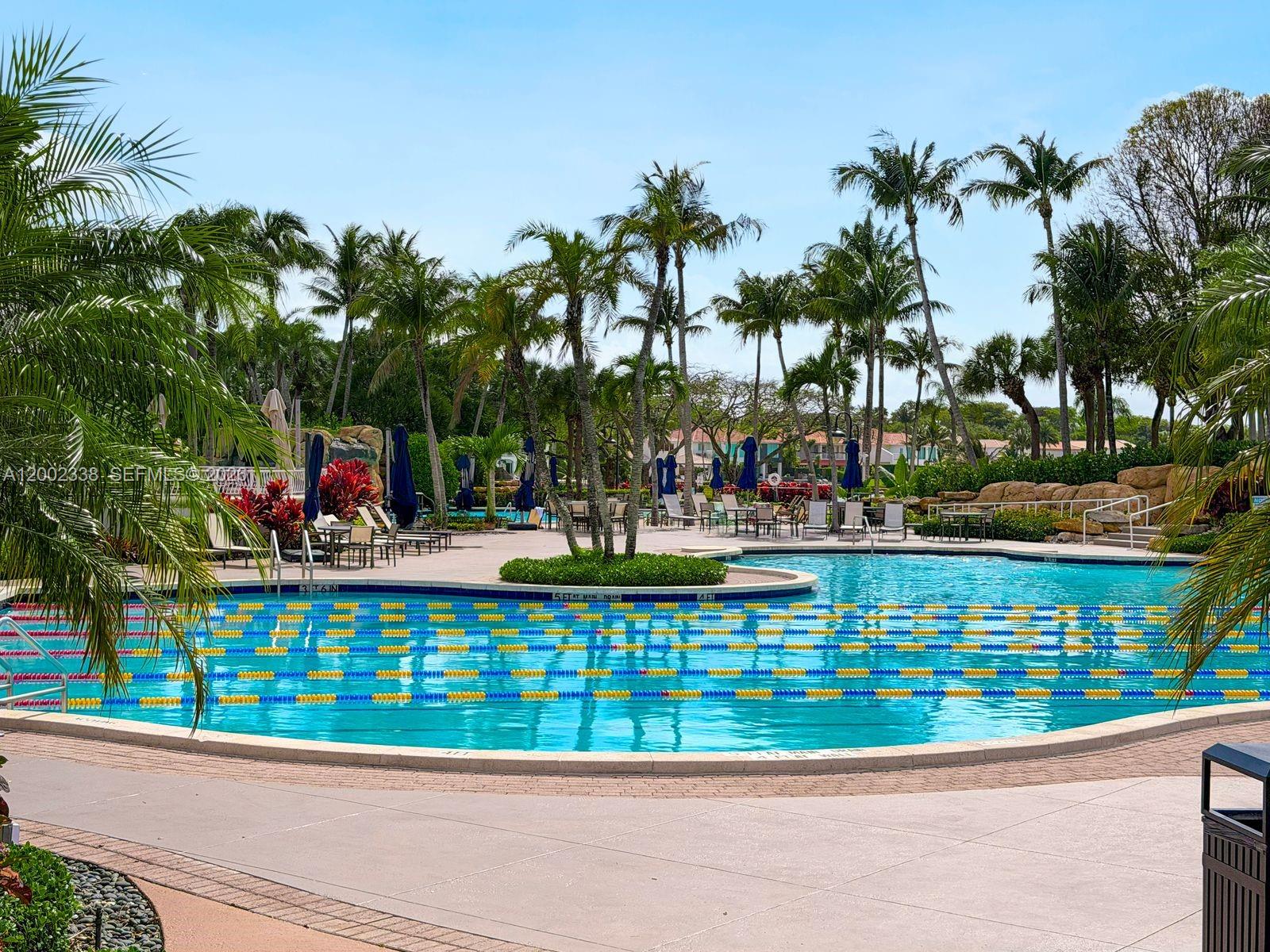 6914 NW 113th Pl, Doral FL 33178
