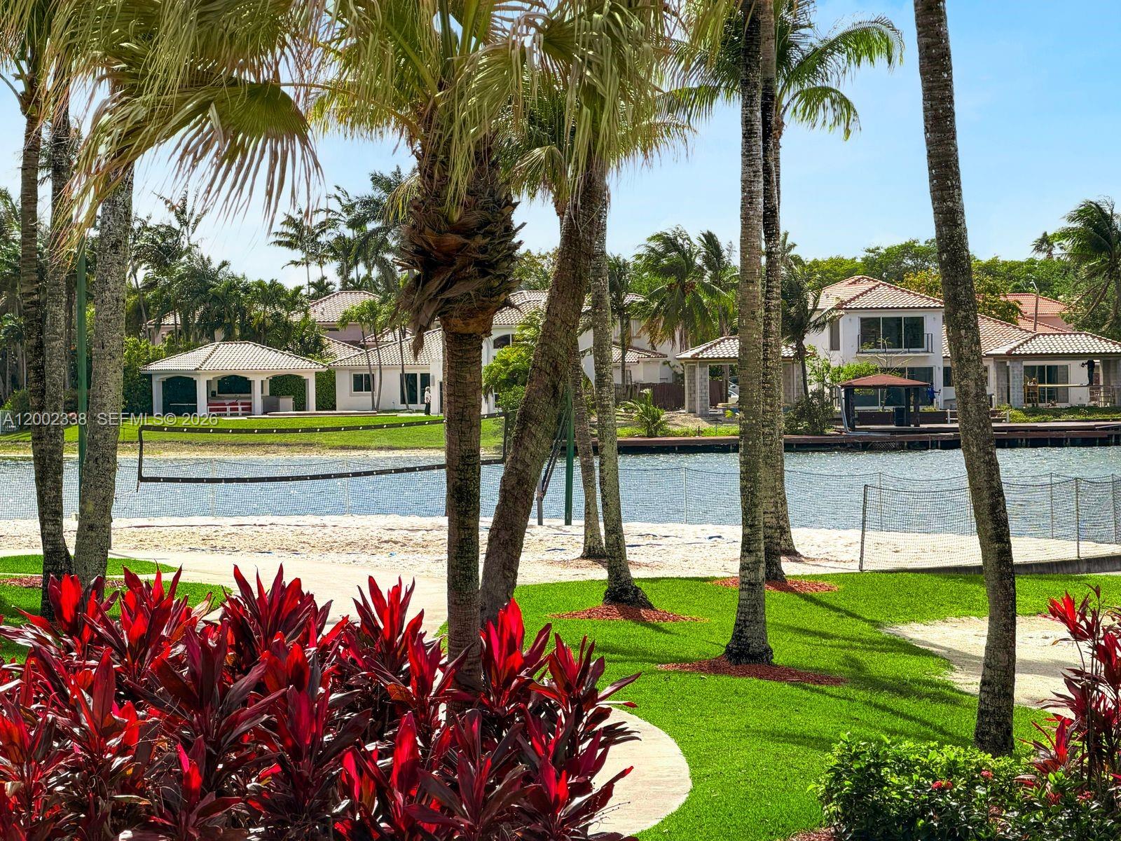 6914 NW 113th Pl, Doral FL 33178