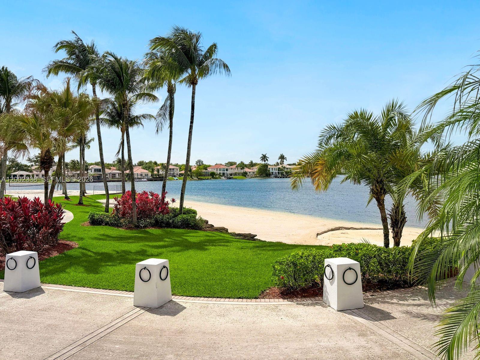 6914 NW 113th Pl, Doral FL 33178