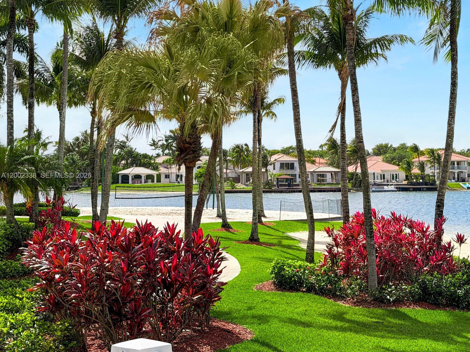 6914 NW 113th Pl, Doral FL 33178