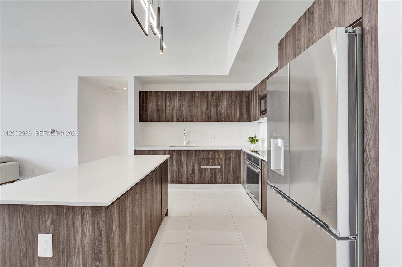 2960 NE 207th St #1205, Aventura FL 33180