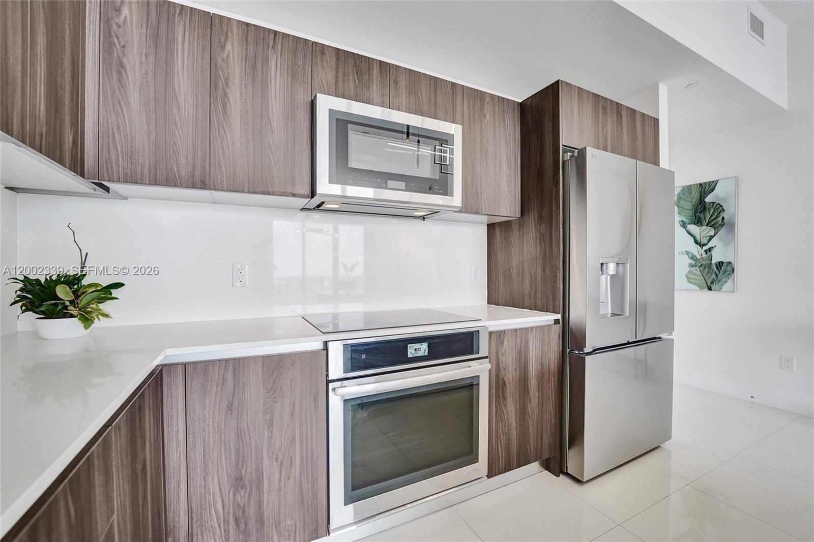 2960 NE 207th St #1205, Aventura FL 33180