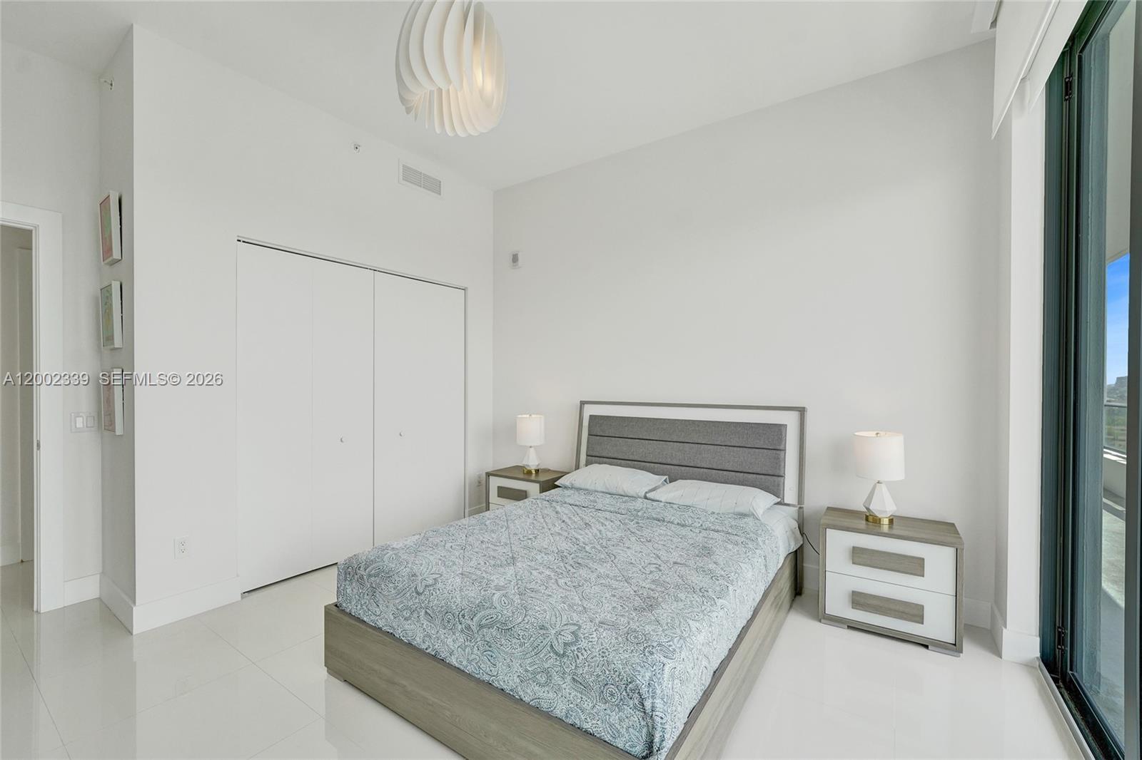 2960 NE 207th St #1205, Aventura FL 33180