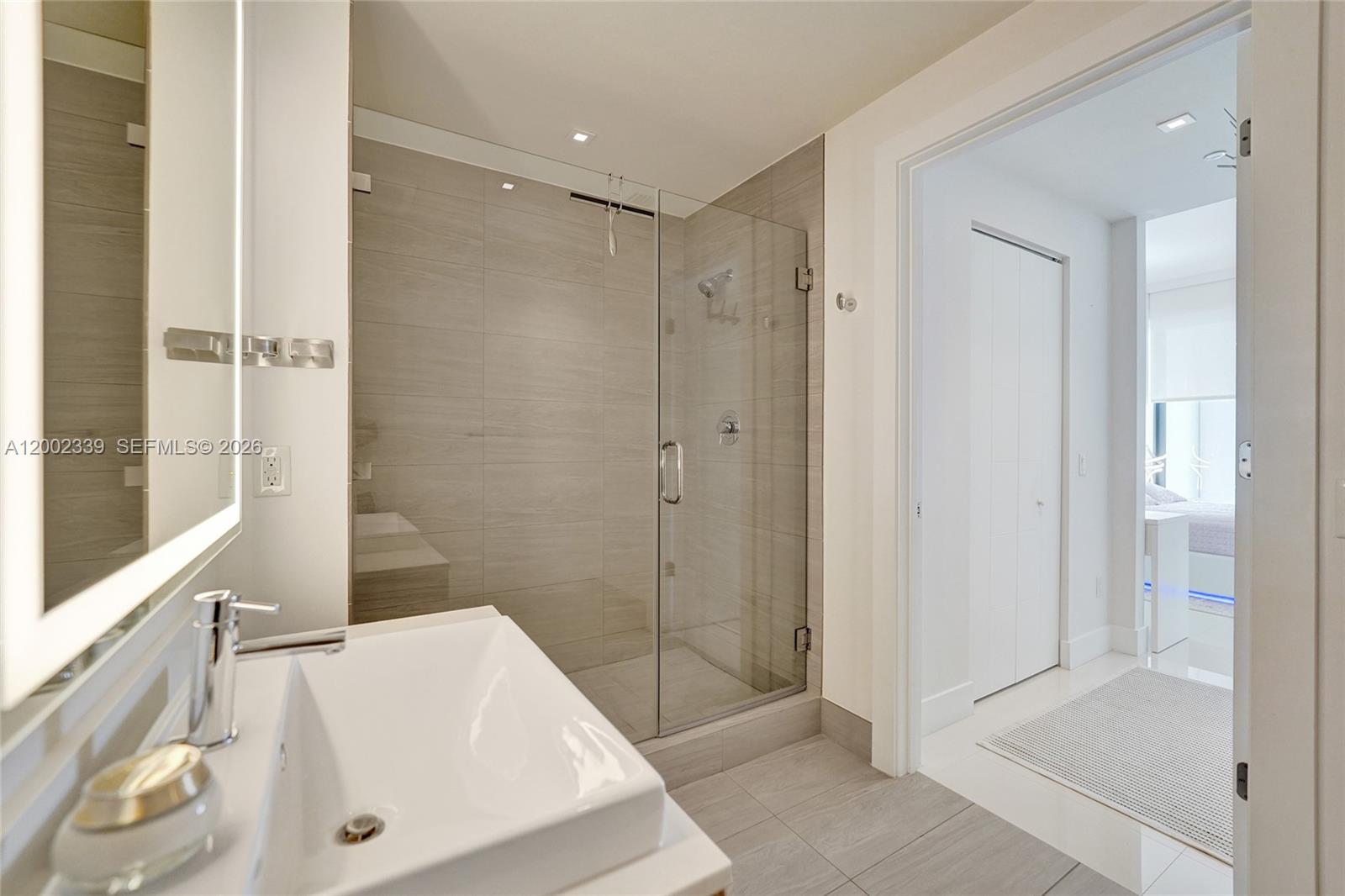 2960 NE 207th St #1205, Aventura FL 33180