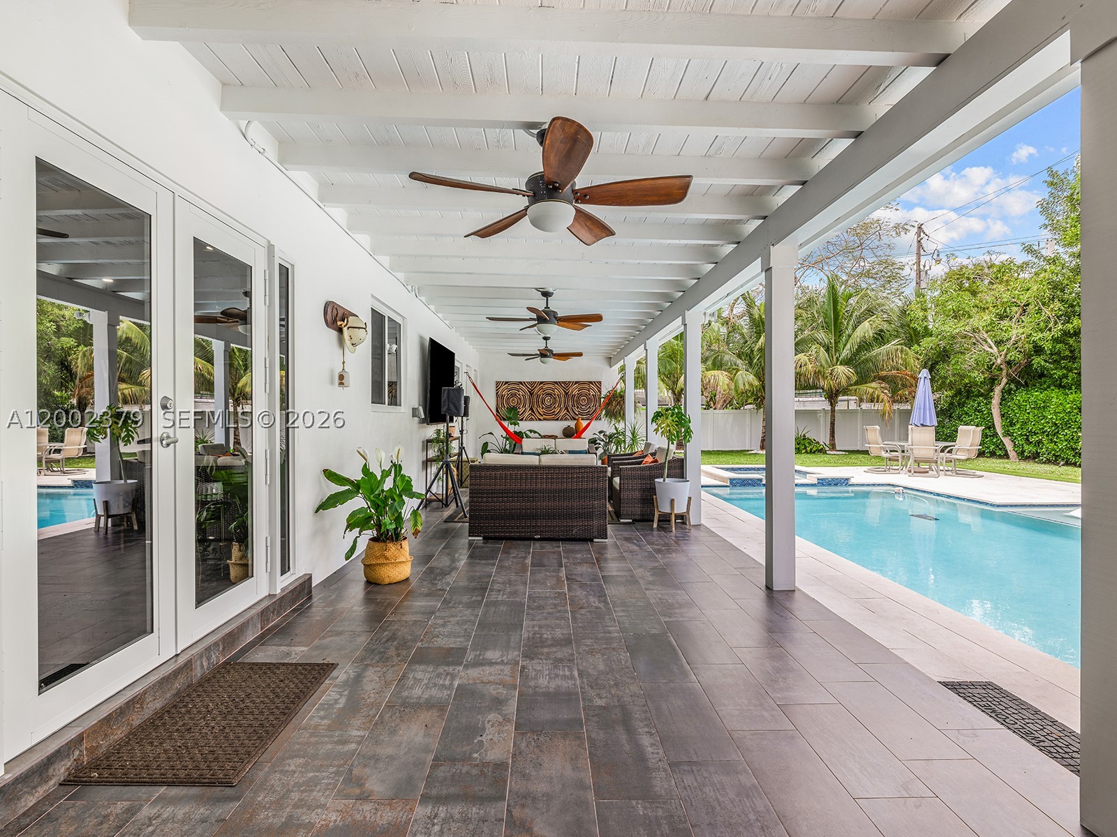 7495 SW 73rd Ter, Miami FL 33143