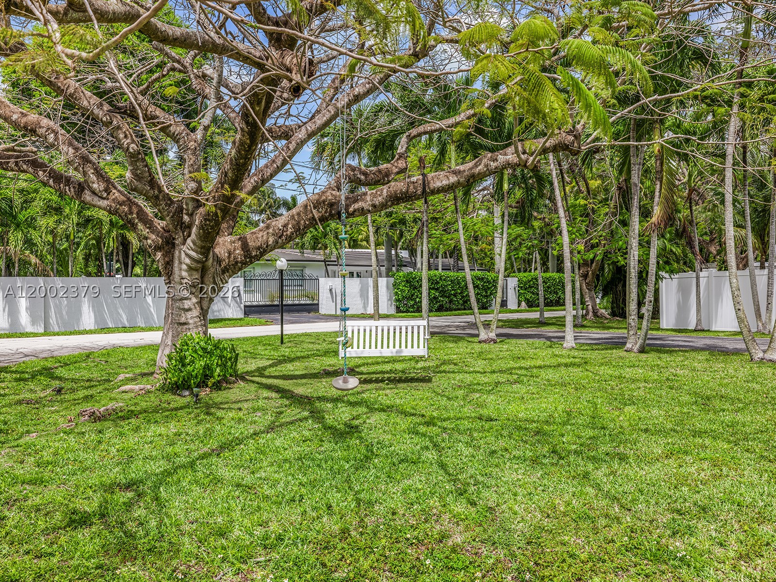 7495 SW 73rd Ter, Miami FL 33143