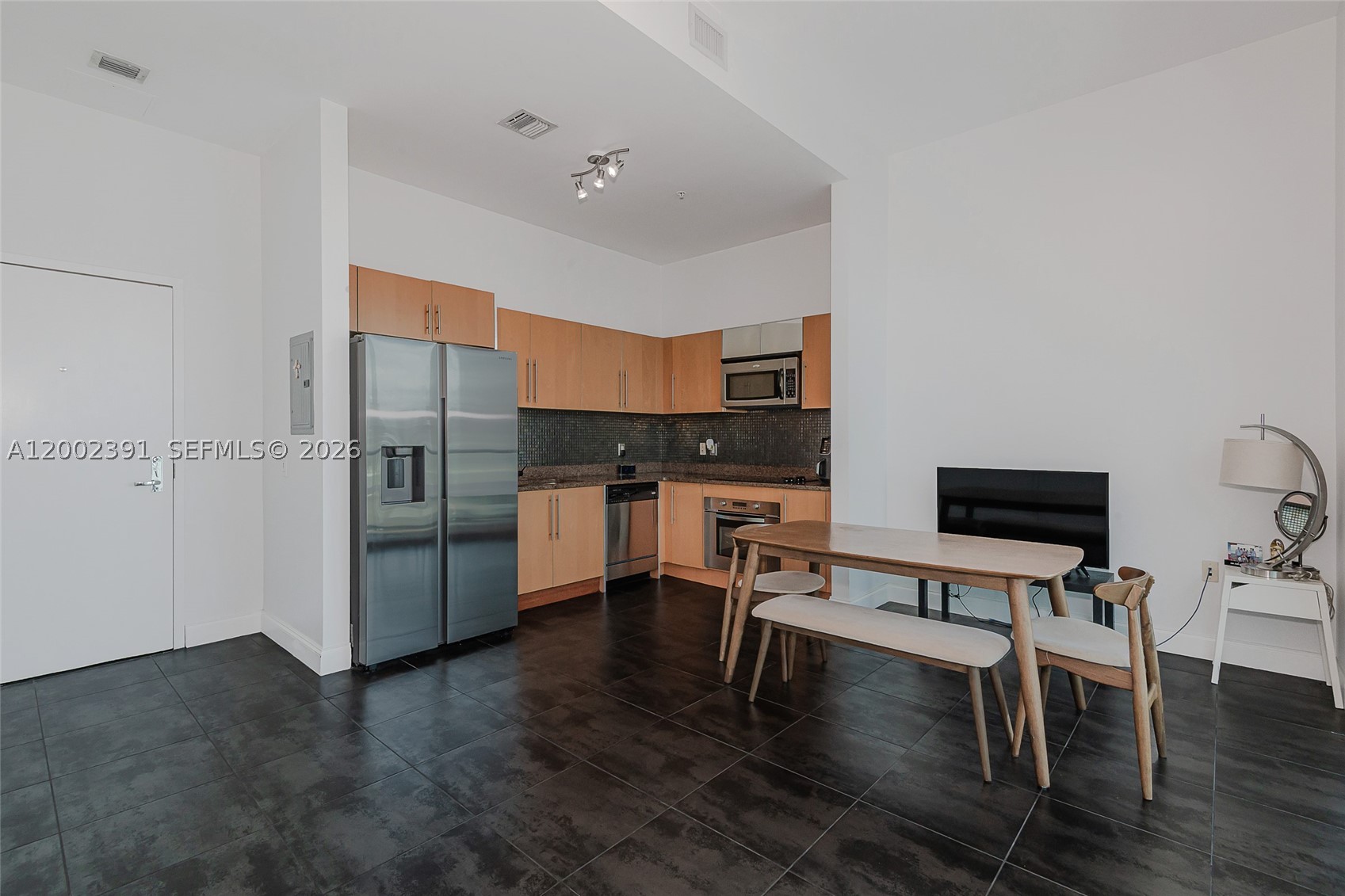300 S Biscayne Blvd #PH-3903, Miami FL 33131