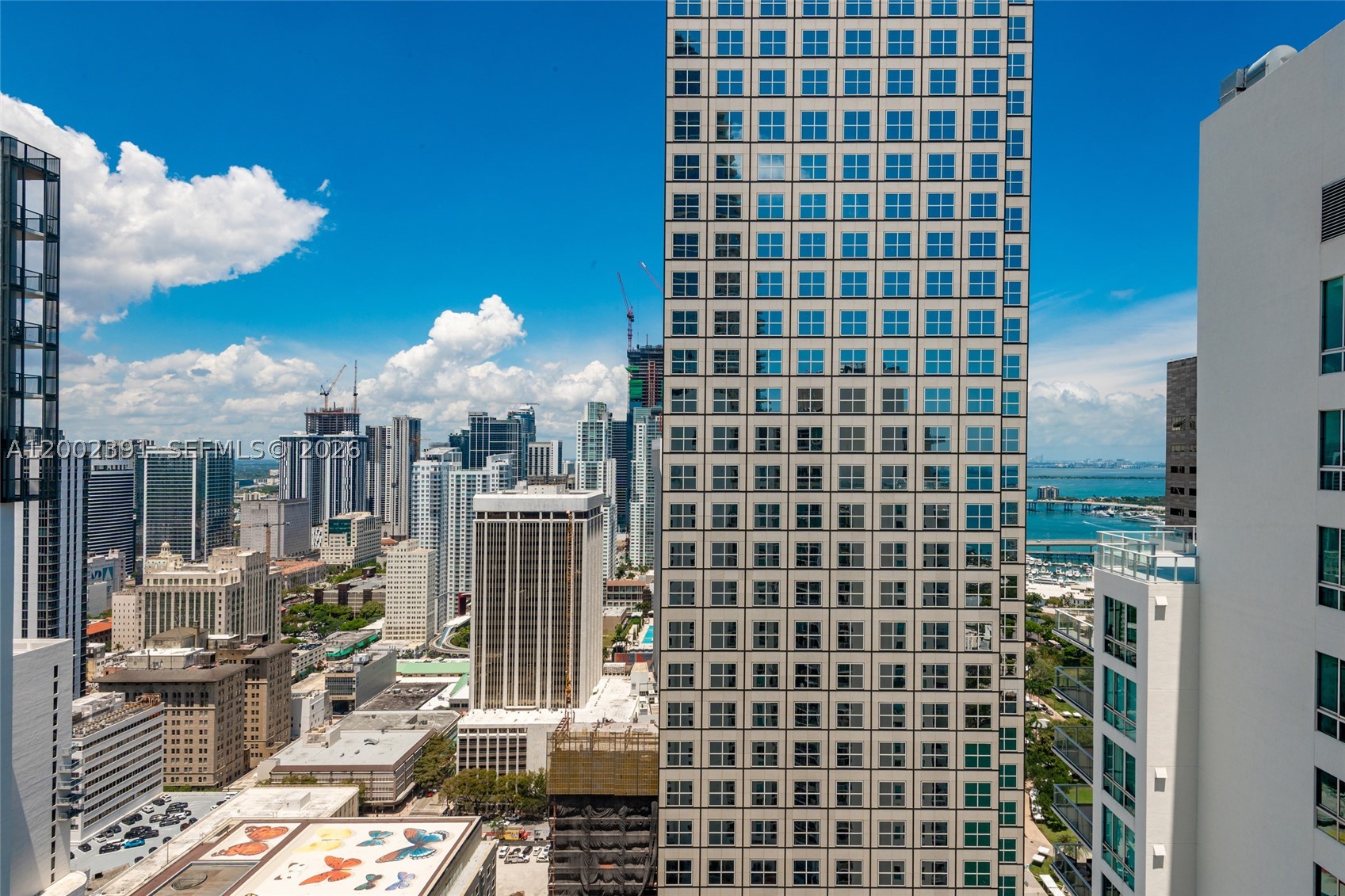 300 S Biscayne Blvd #PH-3903, Miami FL 33131