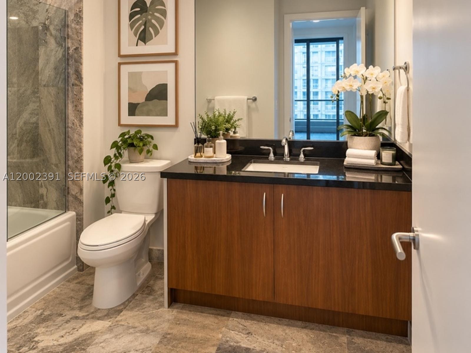 300 S Biscayne Blvd #PH-3903, Miami FL 33131