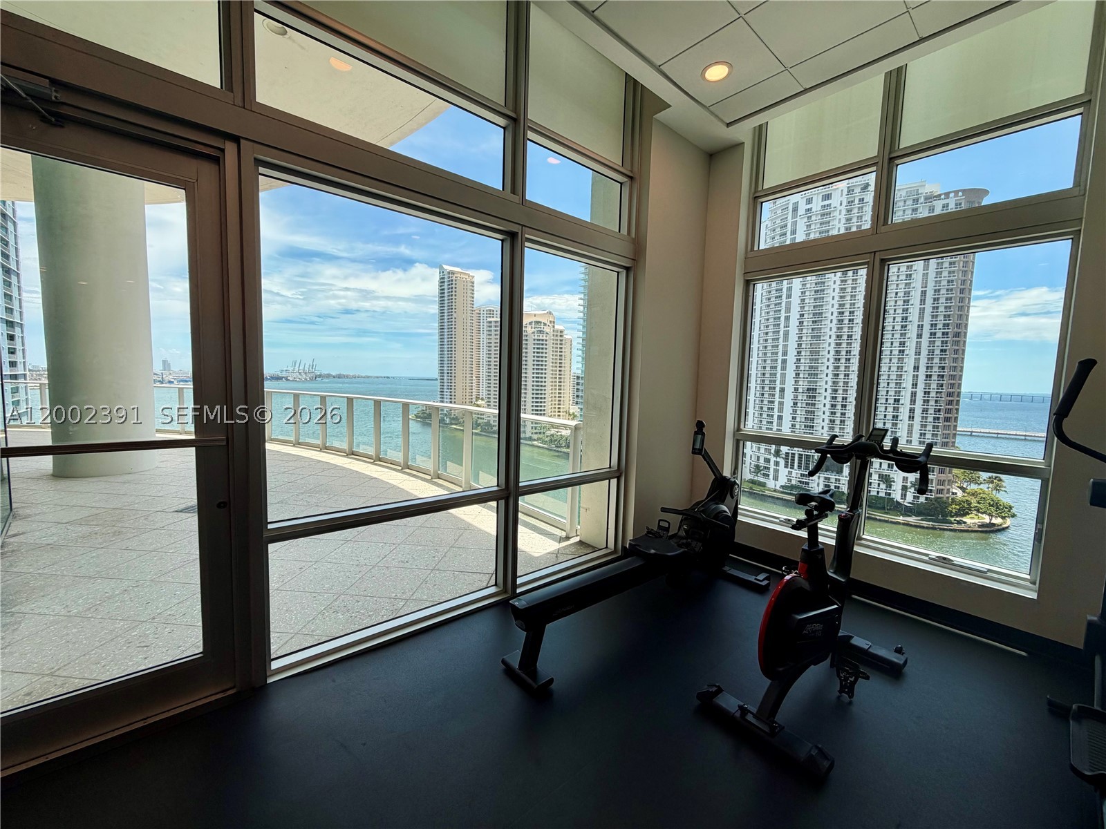 300 S Biscayne Blvd #PH-3903, Miami FL 33131