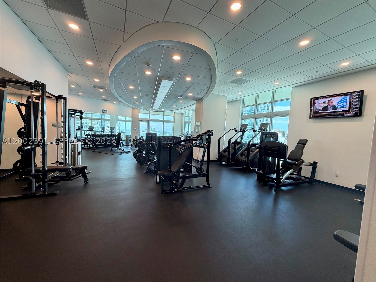 300 S Biscayne Blvd #PH-3903, Miami FL 33131