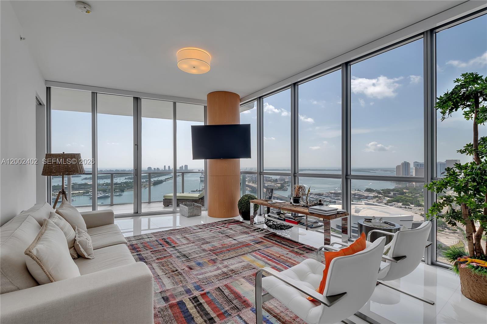 1100 Biscayne Blvd #3901, Miami FL 33132