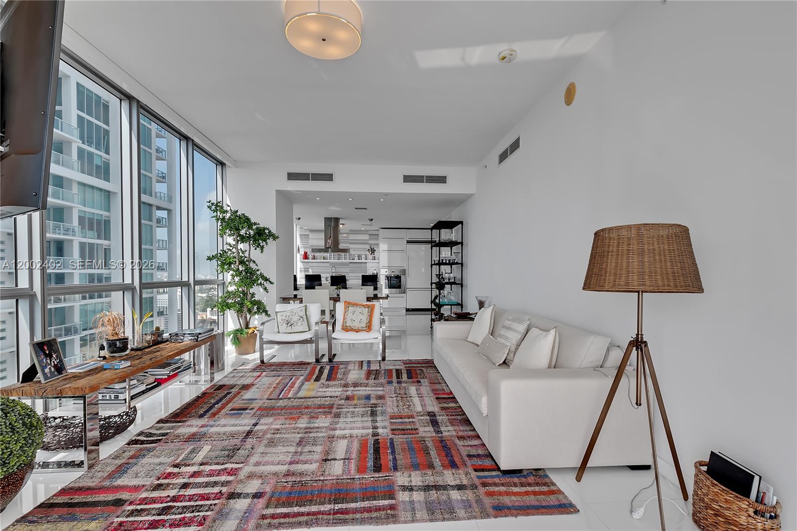 1100 Biscayne Blvd #3901, Miami FL 33132