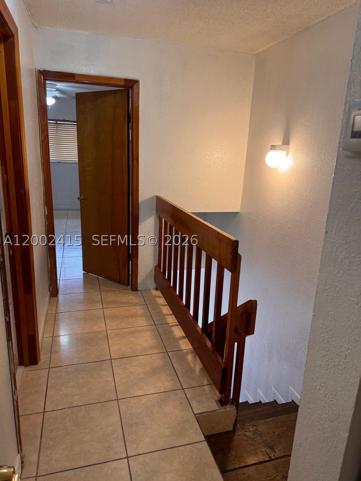 180 Royal Palm Rd #216, Hialeah Gardens FL 33016