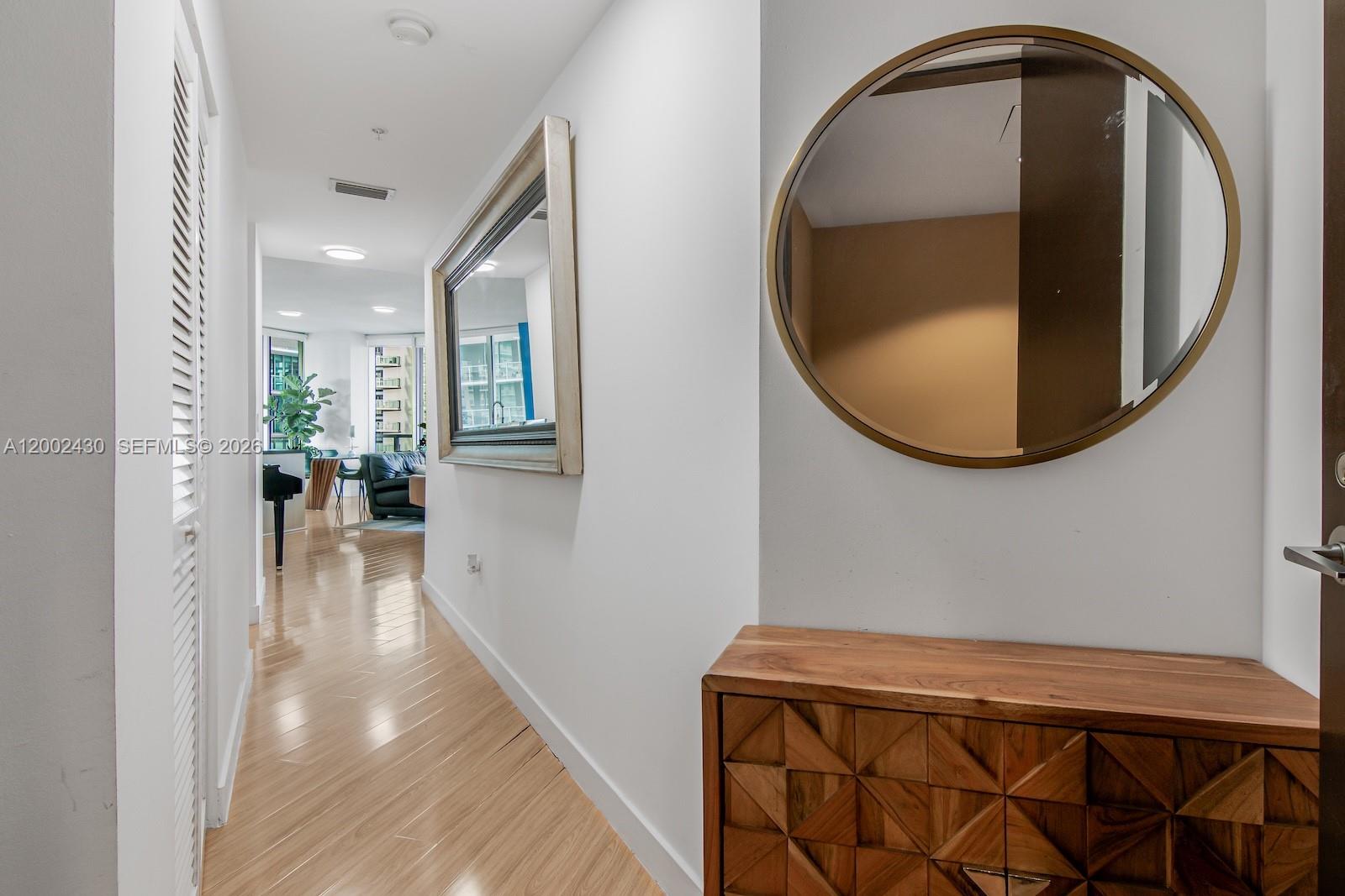 79 SW 12th St #2107-S, Miami FL 33130