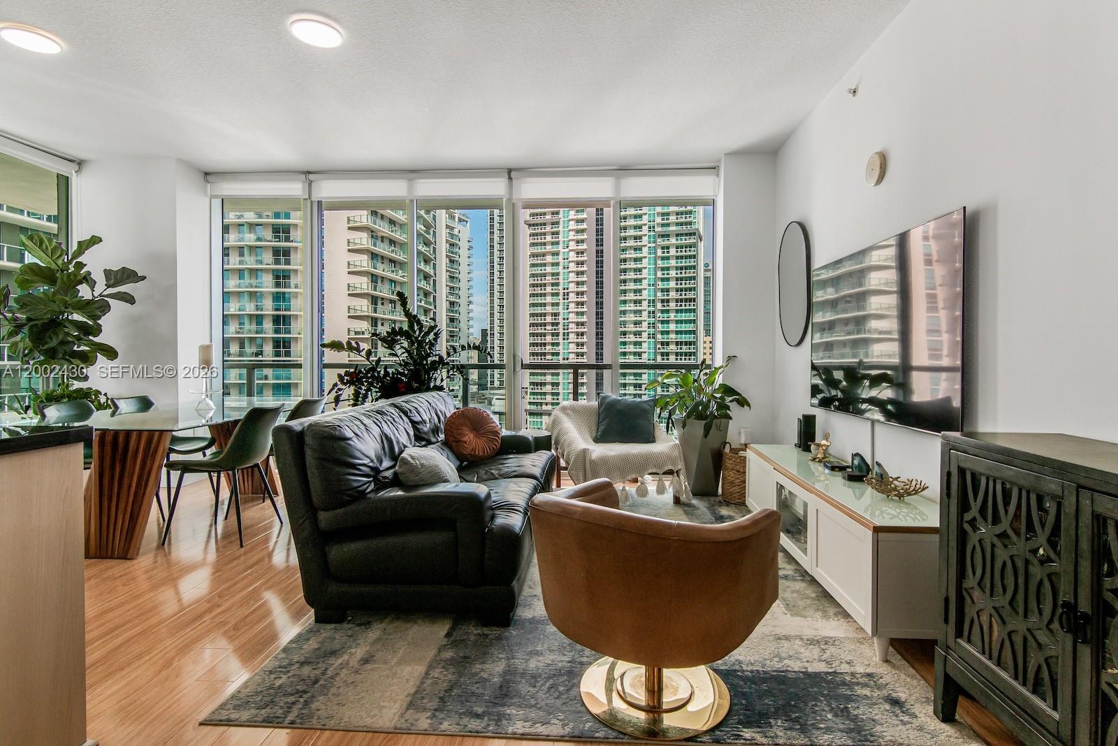 79 SW 12th St #2107-S, Miami FL 33130