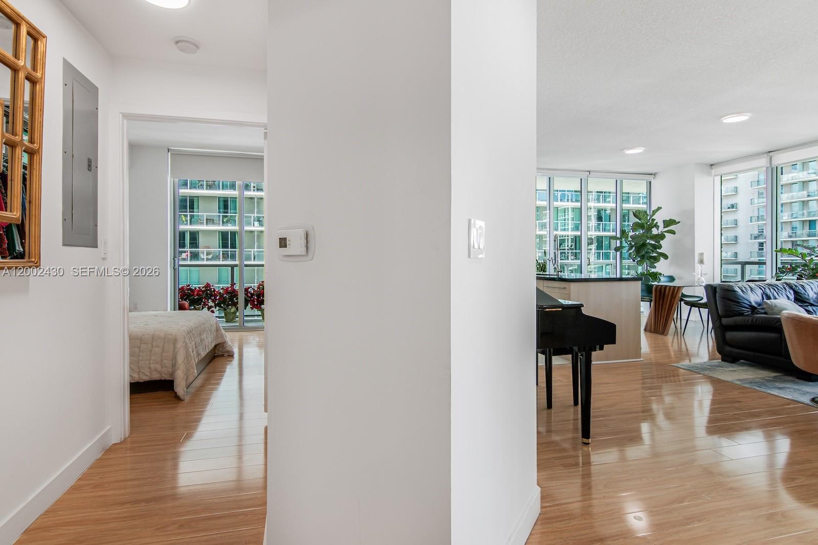 79 SW 12th St #2107-S, Miami FL 33130