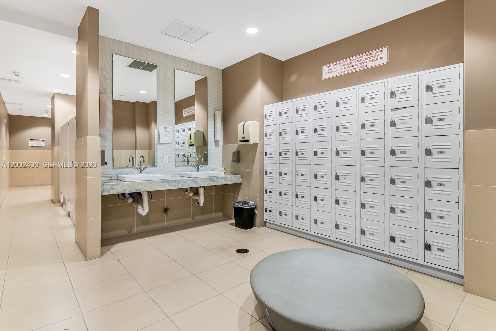 79 SW 12th St #2107-S, Miami FL 33130