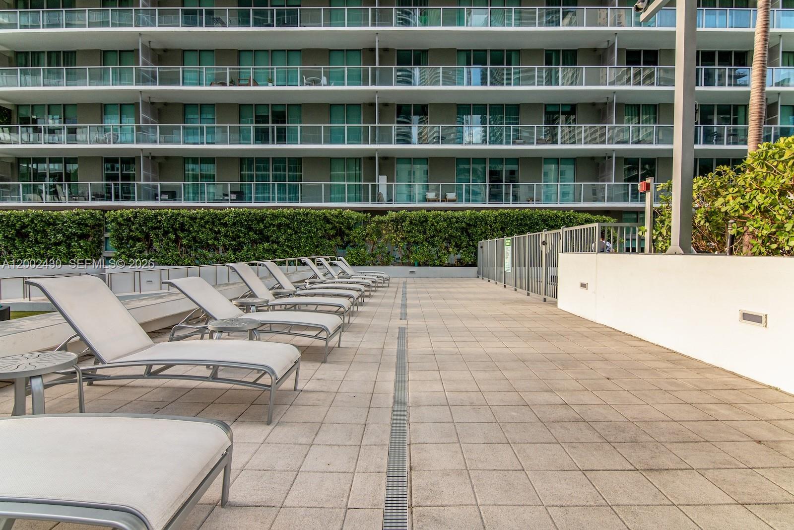 79 SW 12th St #2107-S, Miami FL 33130