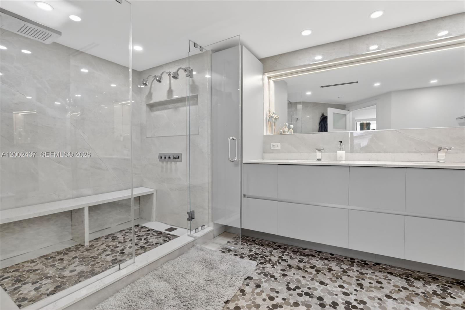 3000 Island Blvd #2404, Aventura FL 33160