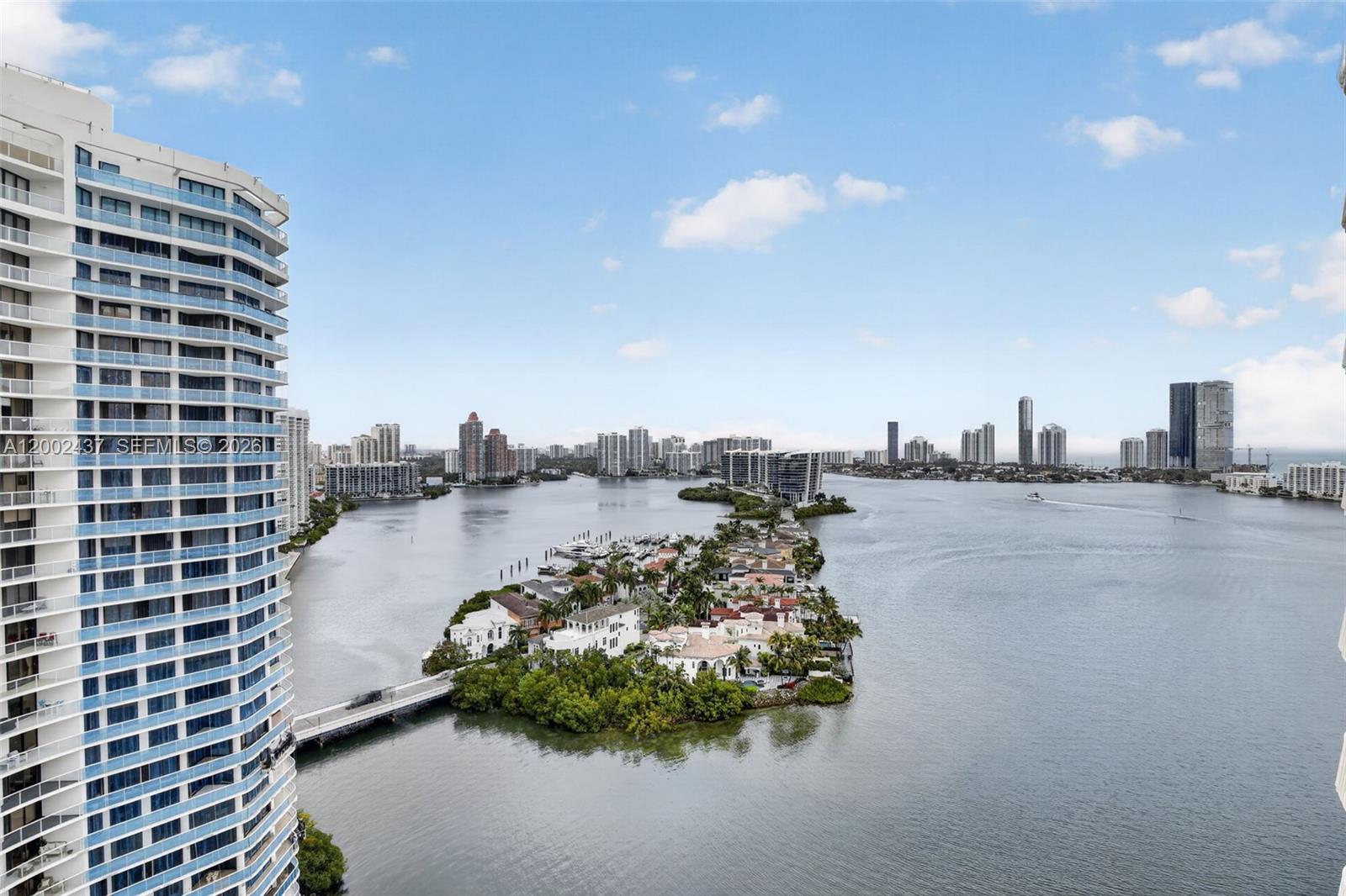 3000 Island Blvd #2404, Aventura FL 33160