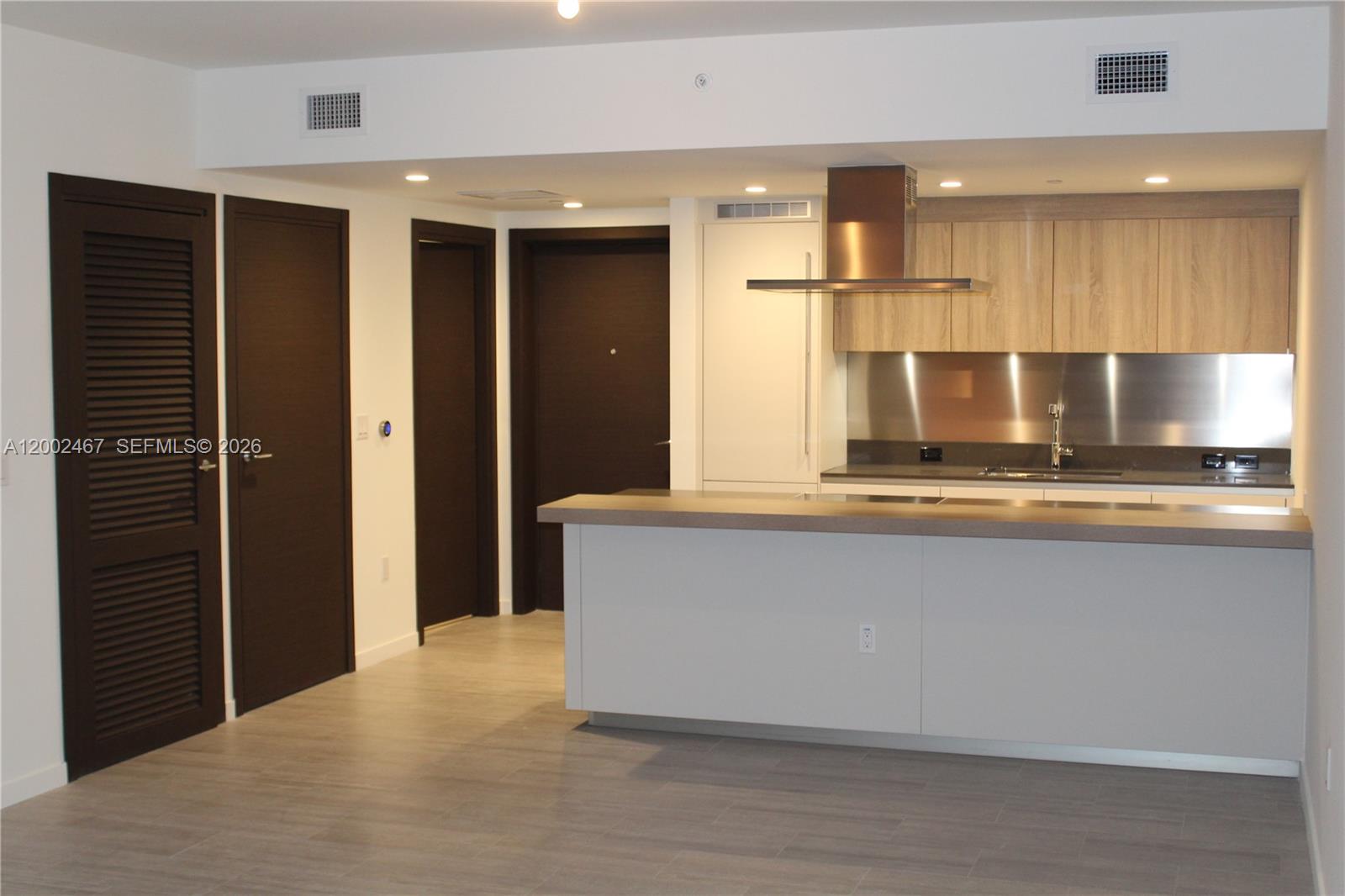 1000 Brickell Plz #1906, Miami FL 33131