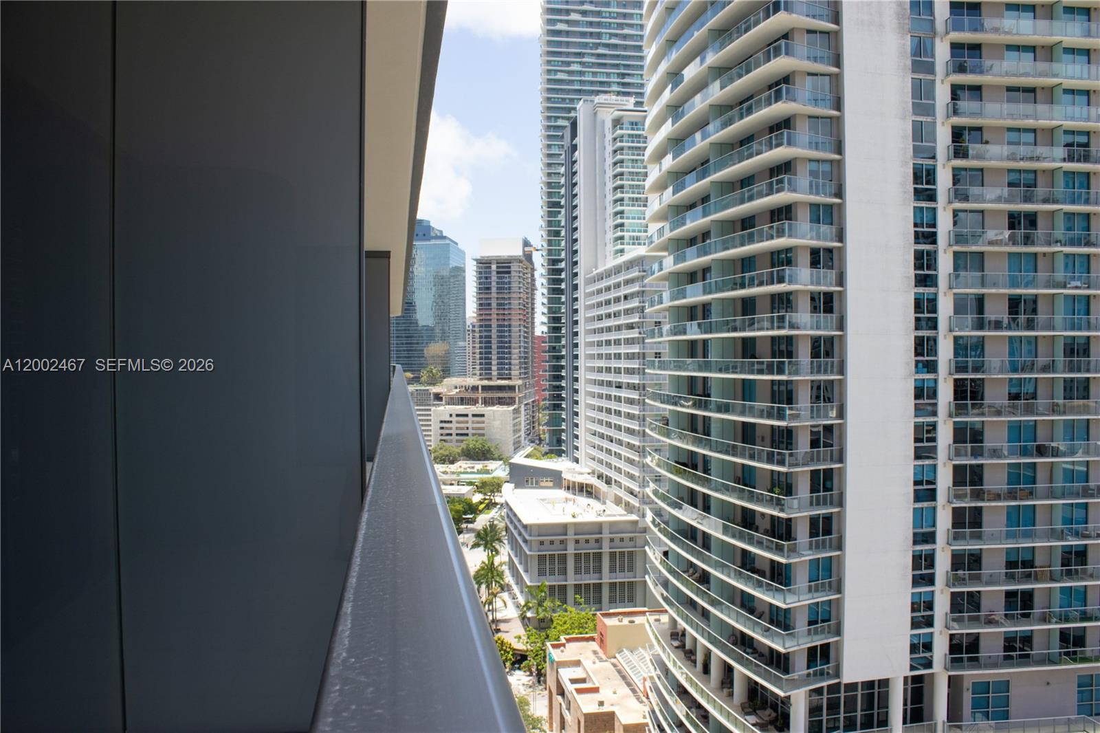 1000 Brickell Plz #1906, Miami FL 33131