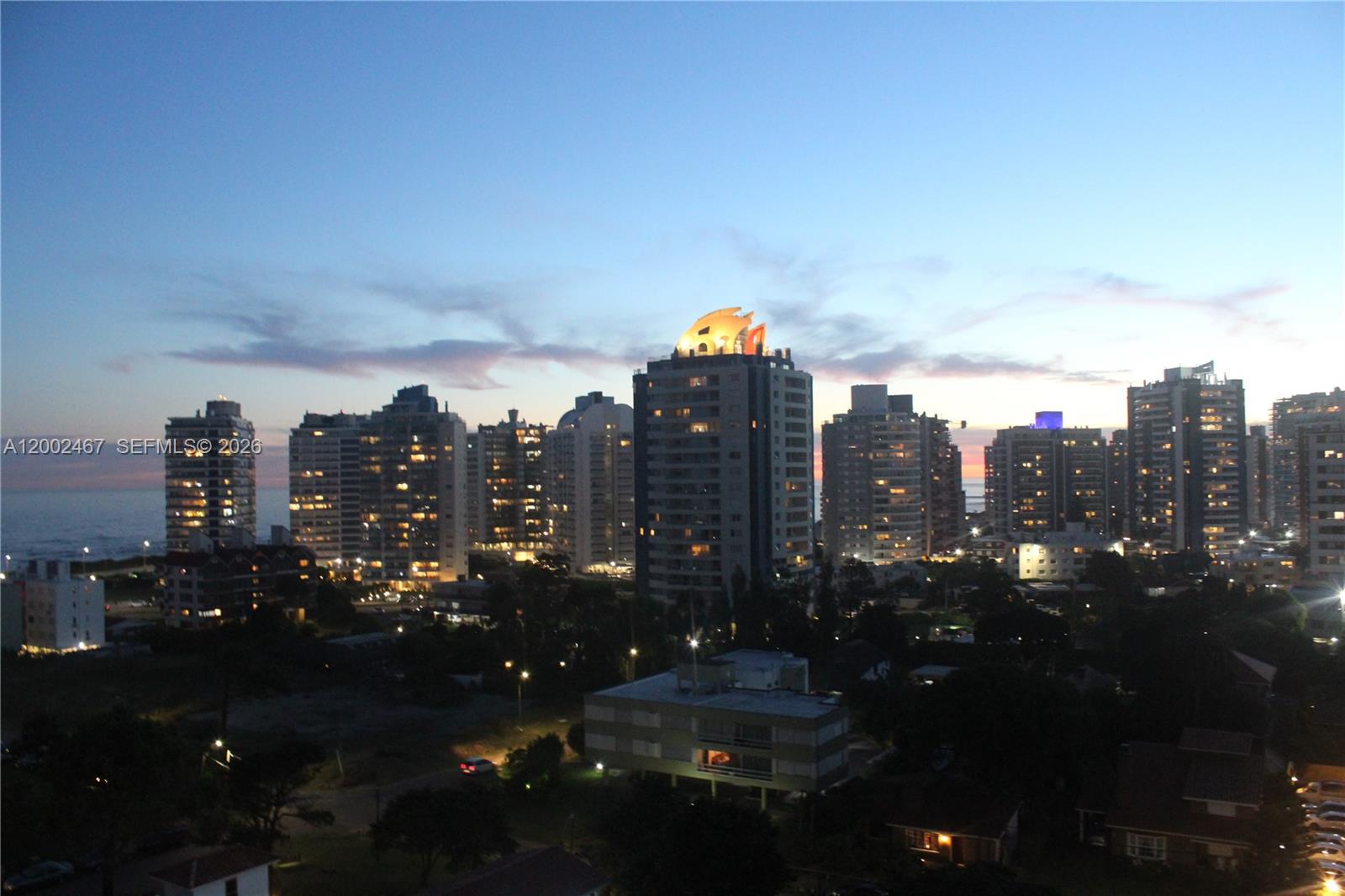 1000 Brickell Plz #1906, Miami FL 33131