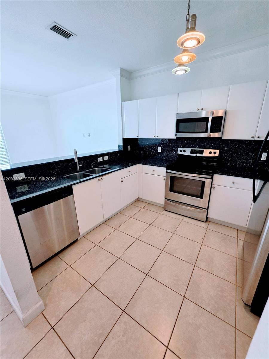 Miramar FL 33027 - A12002506