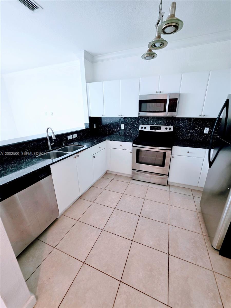 Miramar FL 33027 - A12002506