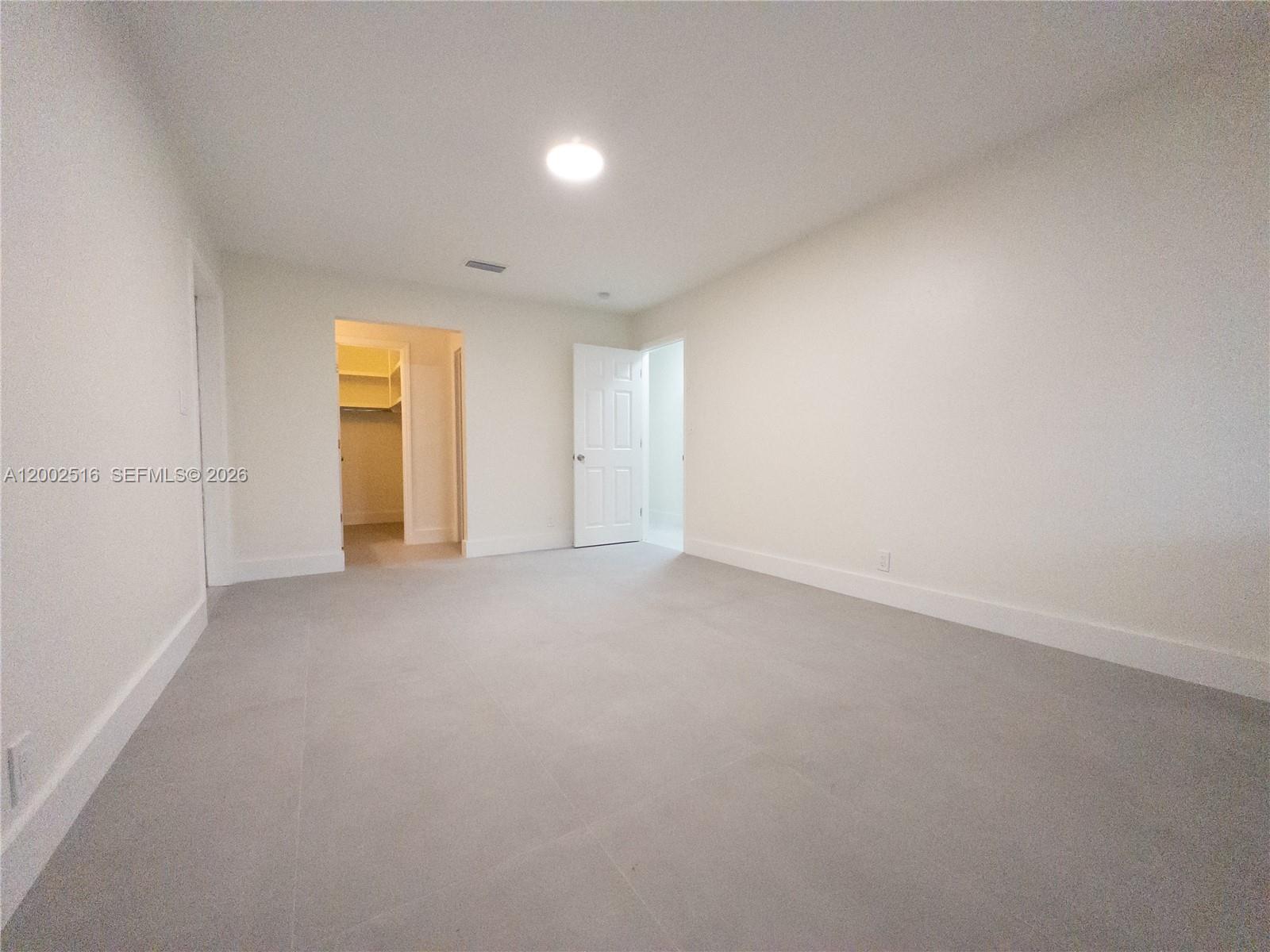 5400 NW 18th St #3N, Lauderhill FL 33313