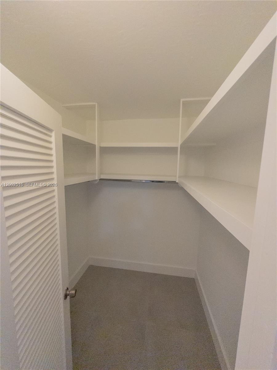 5400 NW 18th St #3N, Lauderhill FL 33313