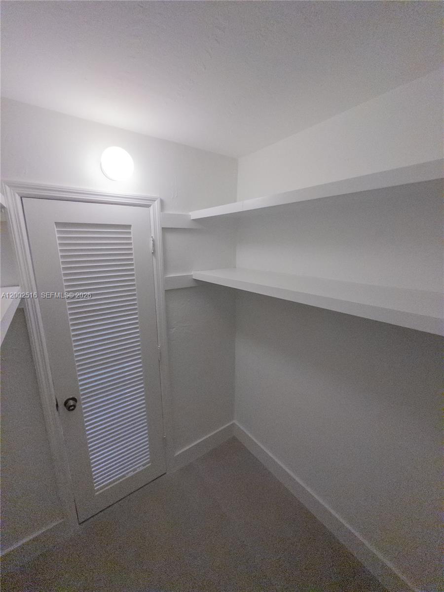 5400 NW 18th St #3N, Lauderhill FL 33313