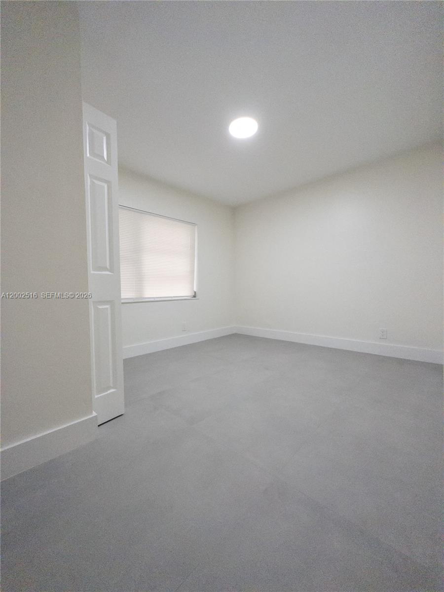 5400 NW 18th St #3N, Lauderhill FL 33313
