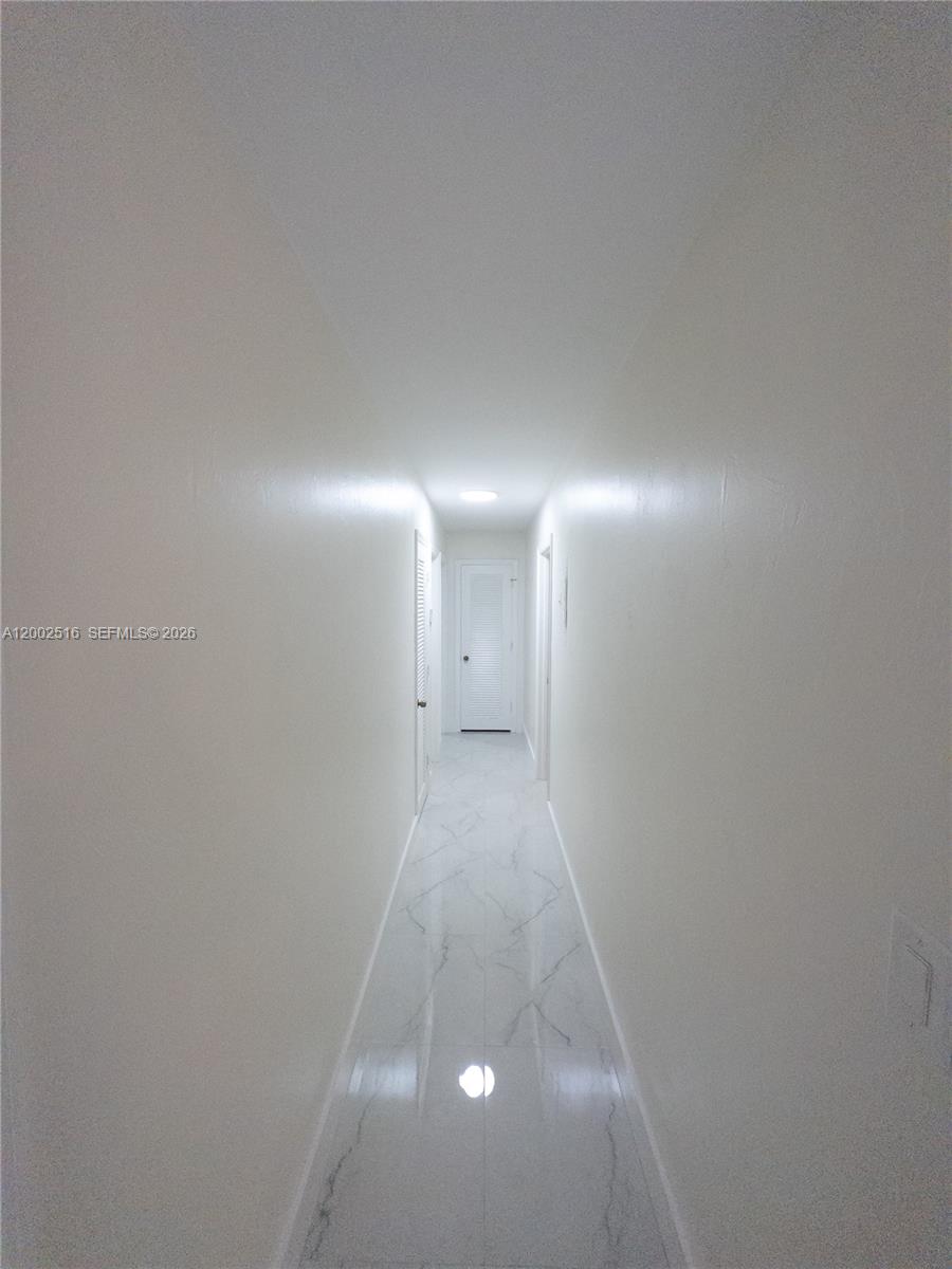 5400 NW 18th St #3N, Lauderhill FL 33313