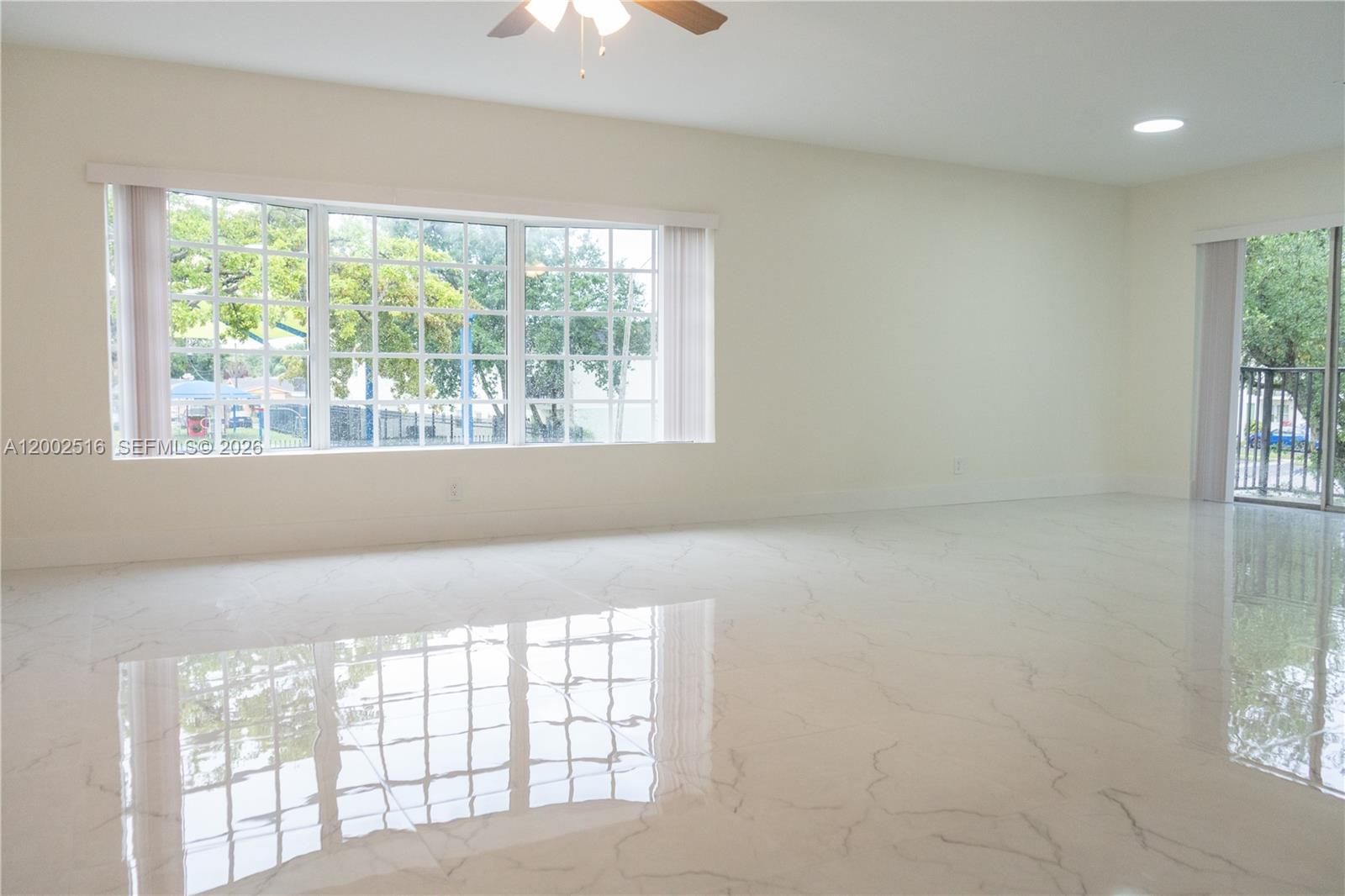 5400 NW 18th St #3N, Lauderhill FL 33313